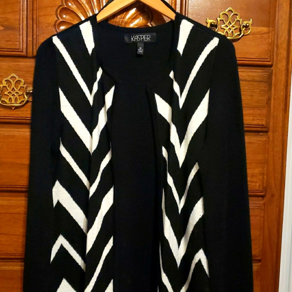 Cardigan - Picture 2 of 2
